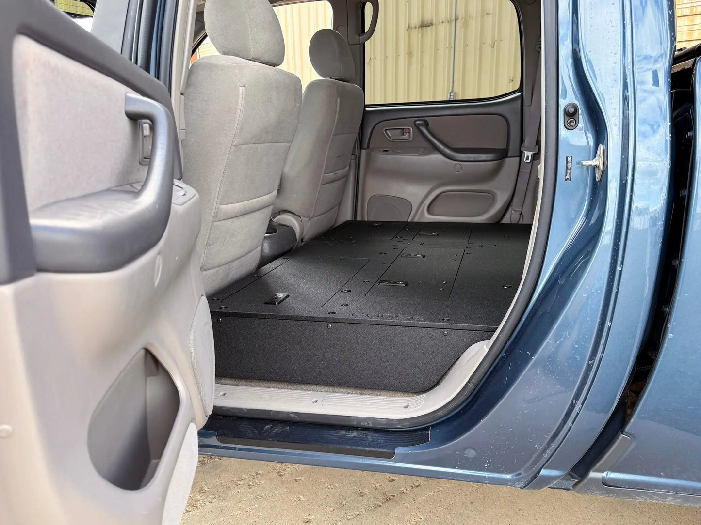 Toyota Tundra - 2000-2006 1st Gen - Double Cab - Second Row Seat Delete Plate System by Goose Gear