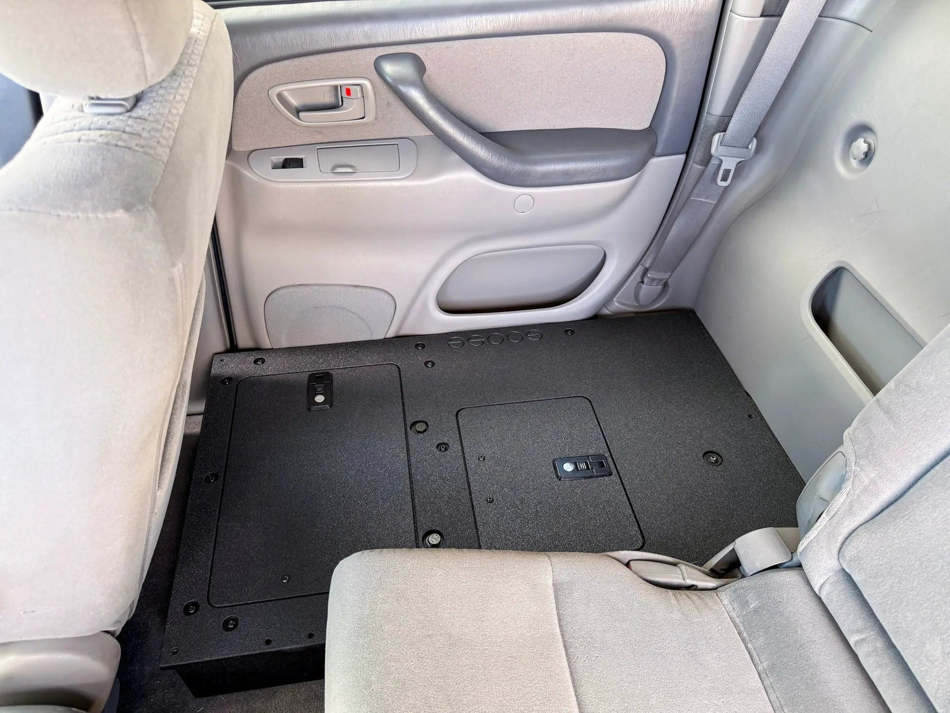 Toyota Tundra - 2000-2006 1st Gen - Double Cab - Second Row Seat Delete Plate System by Goose Gear
