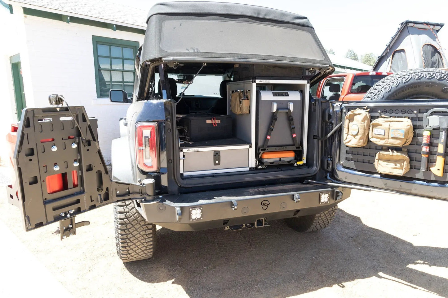 Ultimate Chef and Sleeping Package for Ford Bronco 2021-Present 6th. Gen. 4 Door by Goose Gear