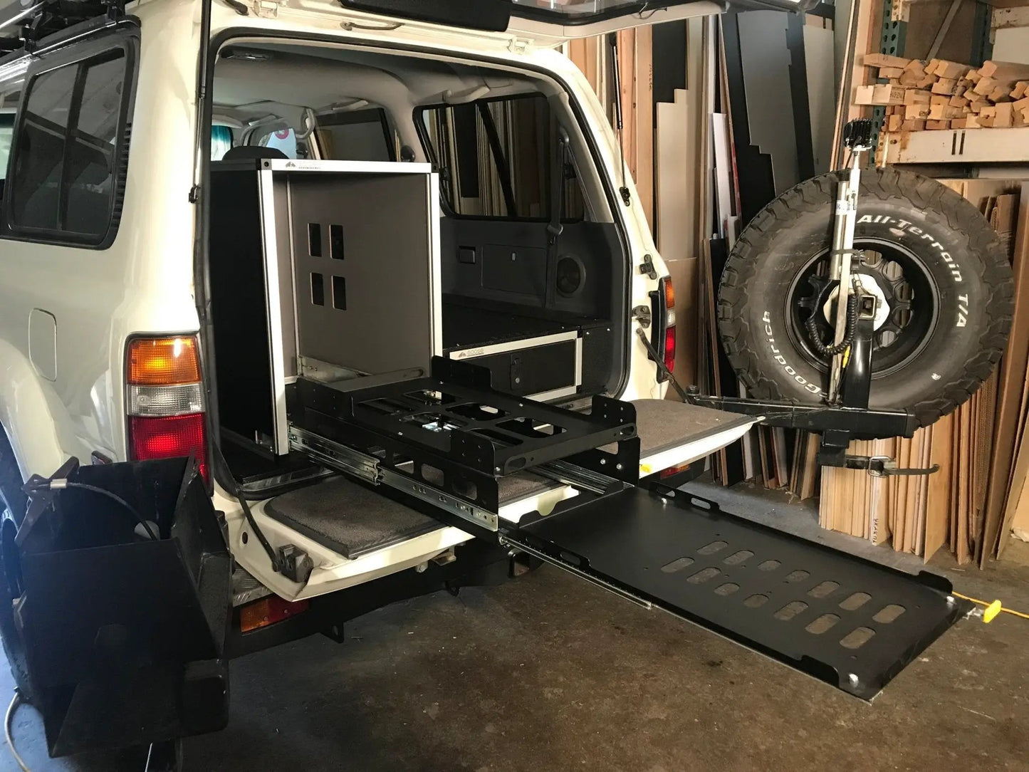 Ultimate Chef and Sleeping Package for Toyota Land Cruiser 1991-1997 80 Series by Goose Gear