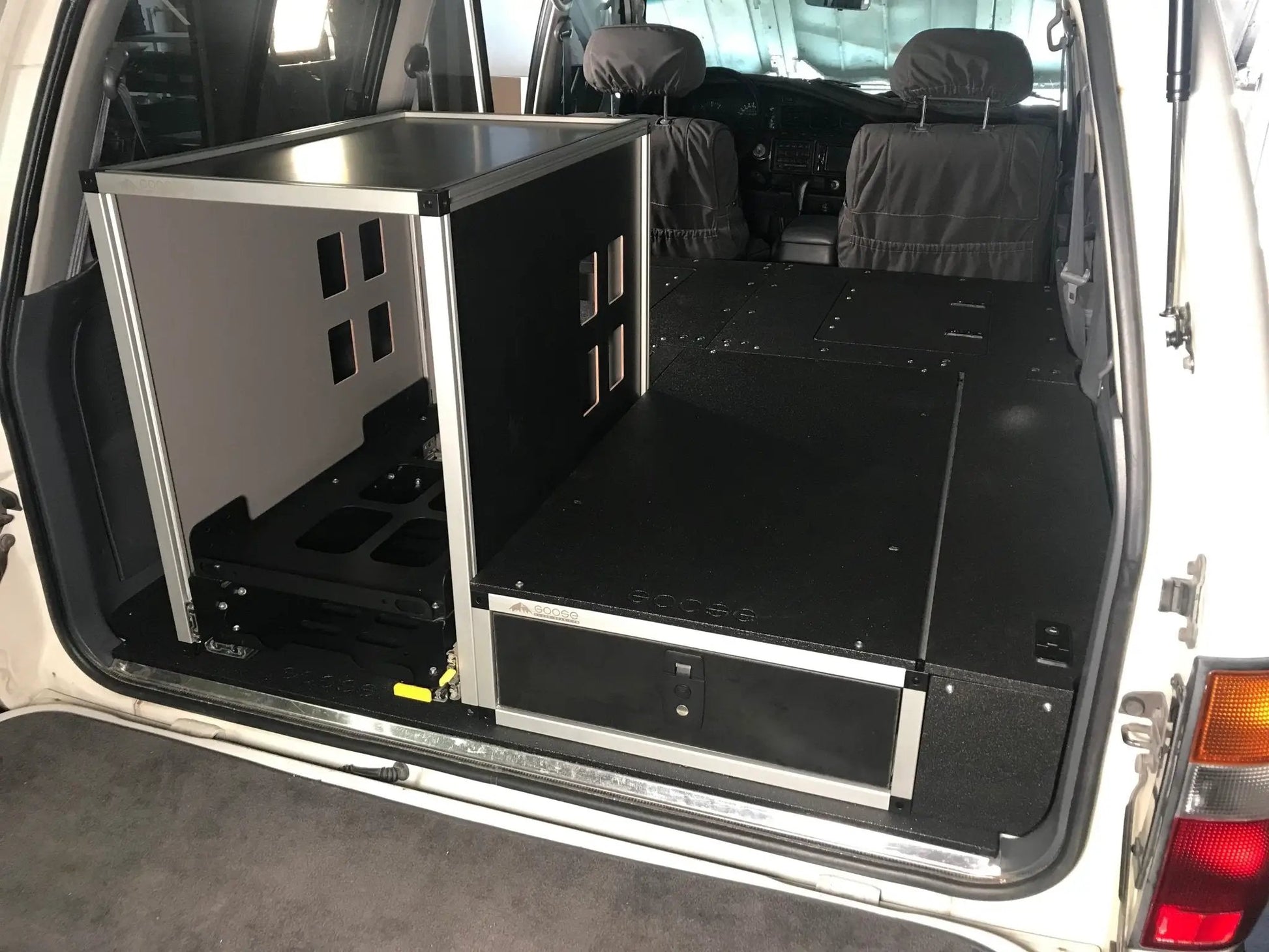 Ultimate Chef and Sleeping Package for Toyota Land Cruiser 1991-1997 80 Series by Goose Gear