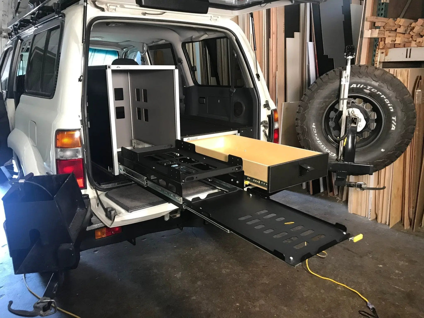 Ultimate Chef and Sleeping Package for Toyota Land Cruiser 1991-1997 80 Series by Goose Gear