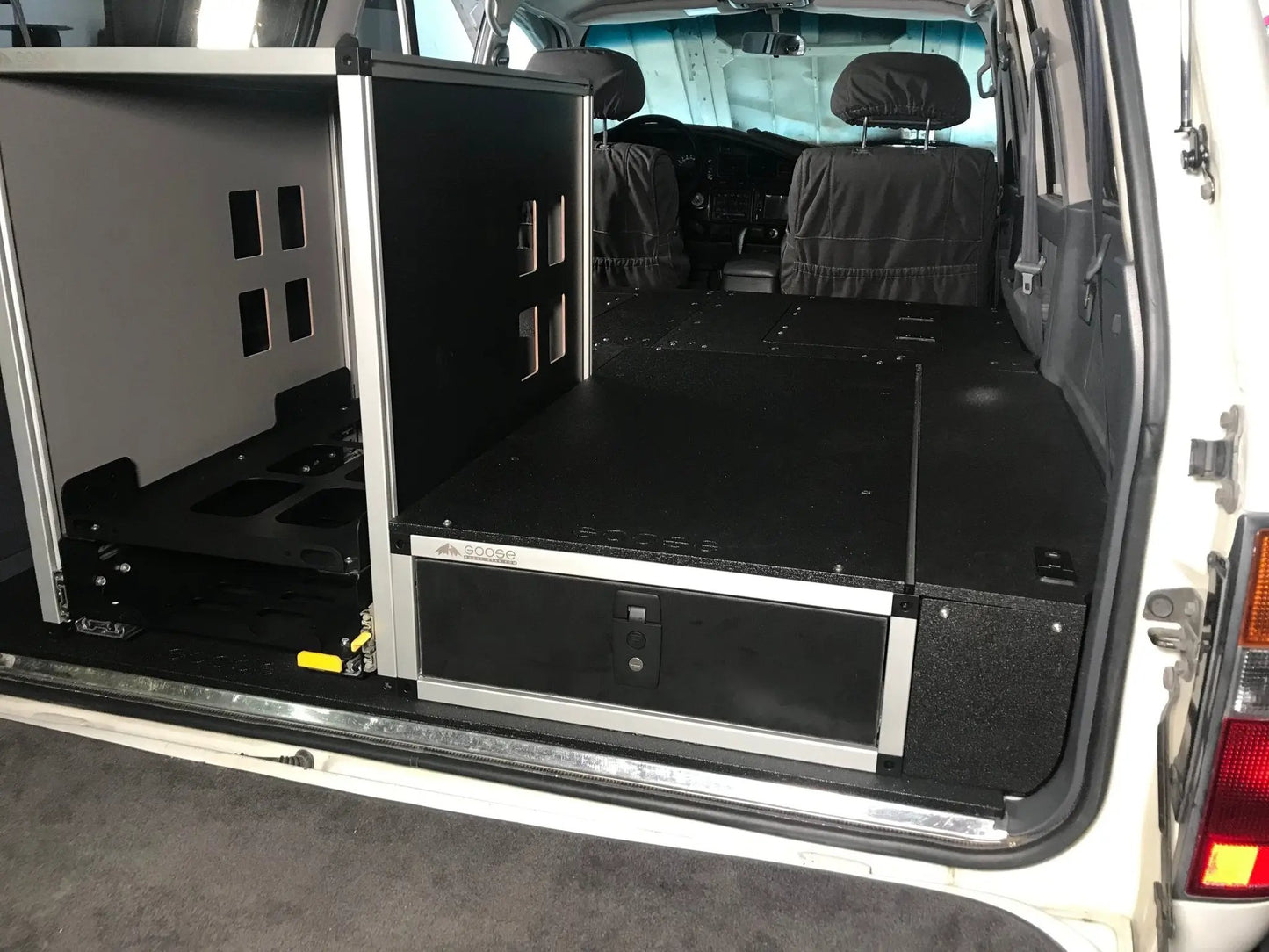 Ultimate Chef and Sleeping Package for Toyota Land Cruiser 1991-1997 80 Series by Goose Gear