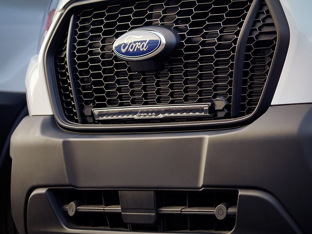TRIPLE-R-LIGHTS Ford Transit XL/ XLT (2020+) with Linear-18/Glide