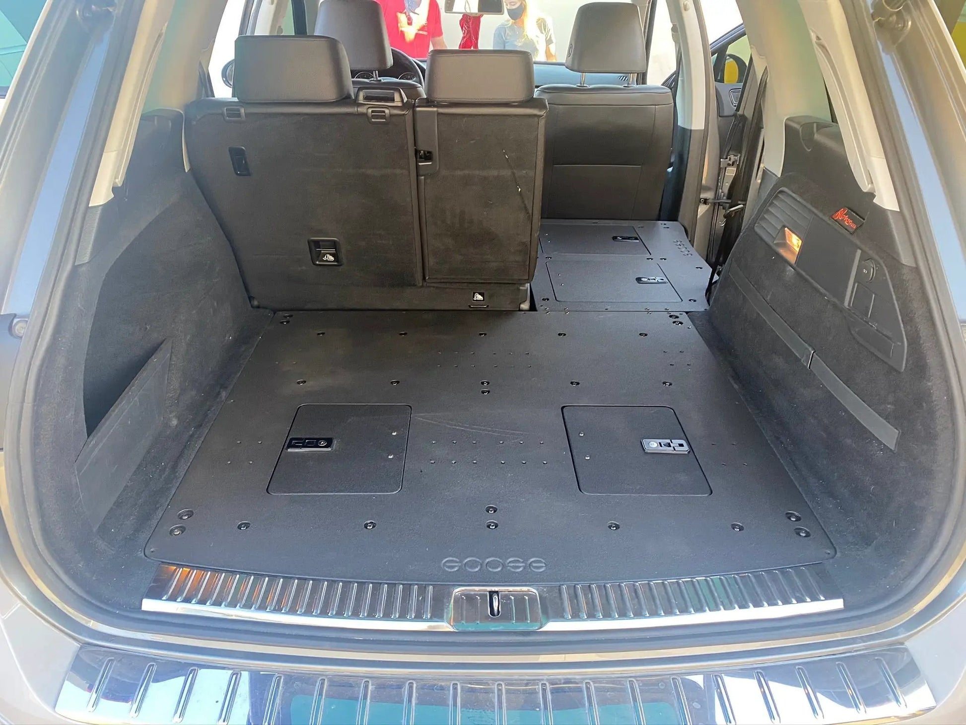 Volkswagen Touareg 2011-2017 2nd Gen. - Second Row Seat Delete Plate System by Goose Gear